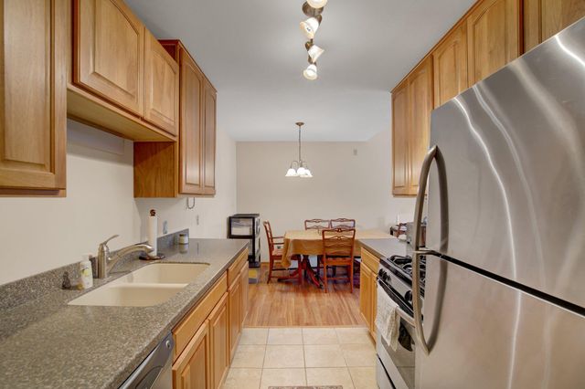 7300 York Avenue S 2063, Edina, MN 55435