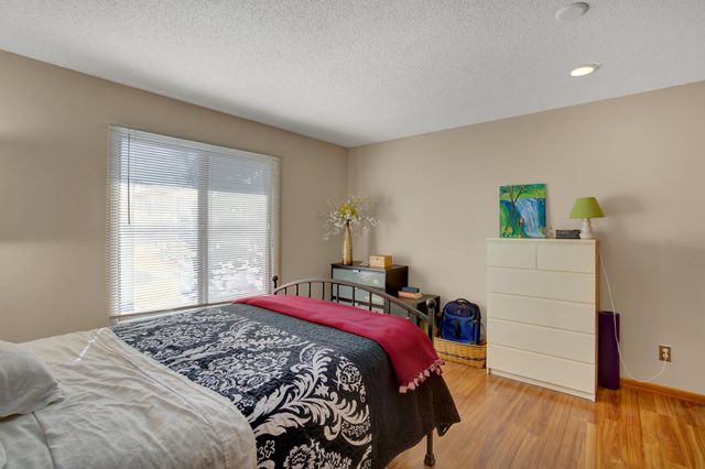7300 York Avenue S 2063, Edina, MN 55435