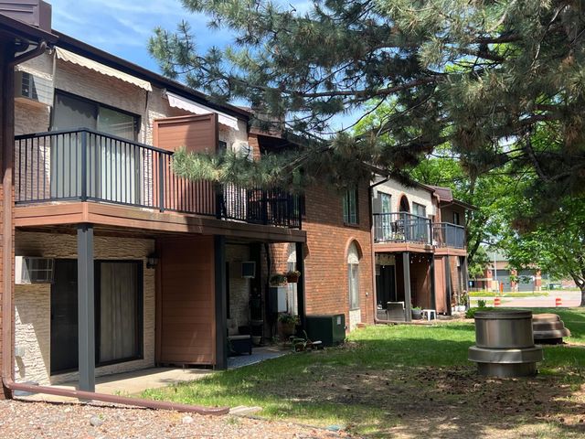 7300 York Avenue S 2063, Edina, MN 55435