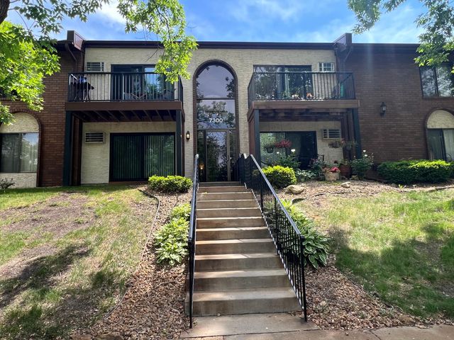 7300 York Avenue S 2063, Edina, MN 55435