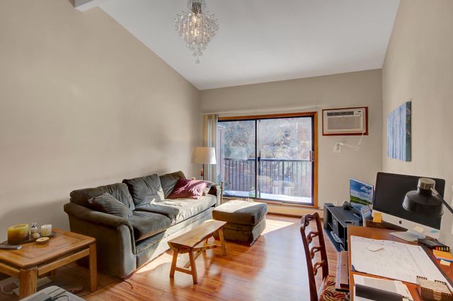7300 York Avenue S 2063, Edina, MN 55435