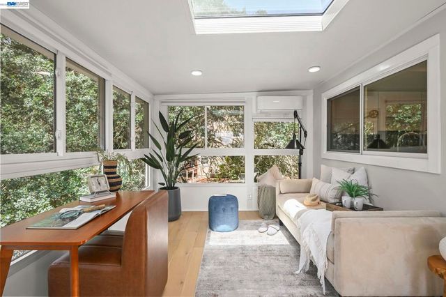 135 Saint Germain Lane, Pleasant Hill, CA 94523