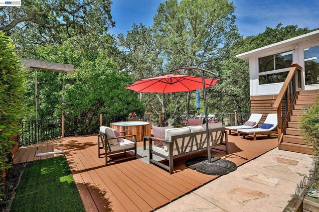 135 Saint Germain Lane, Pleasant Hill, CA 94523