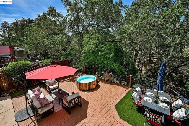 135 Saint Germain Lane, Pleasant Hill, CA 94523