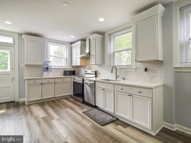 836 OAK HILL AVE, Hagerstown, MD 21742