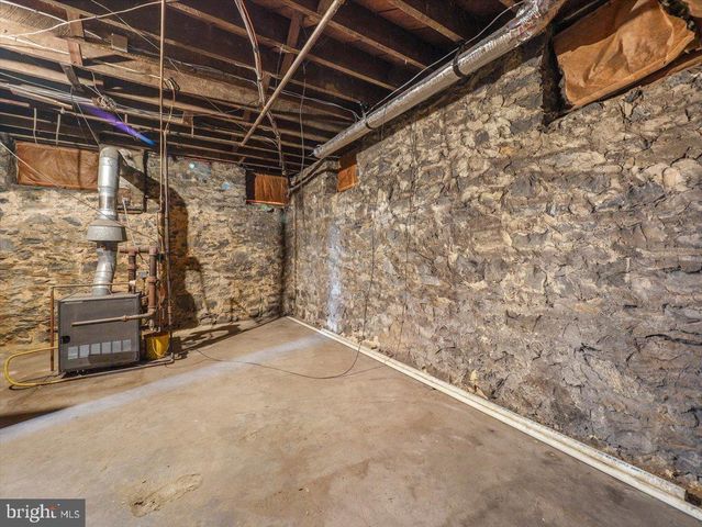 836 OAK HILL AVE, Hagerstown, MD 21742