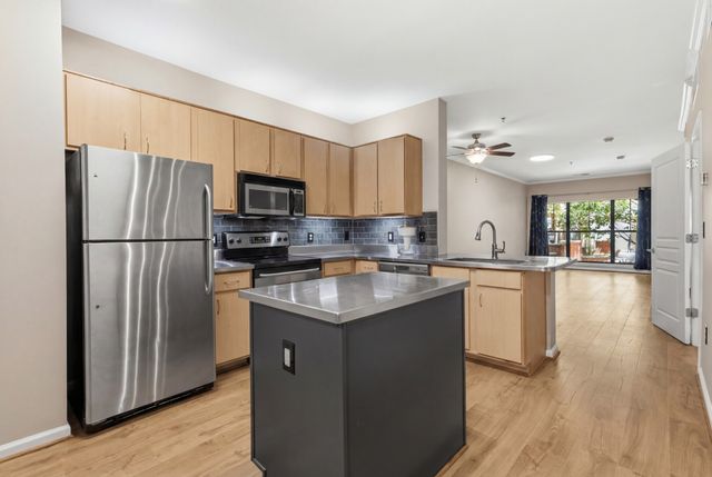 1803 Broadway Apt 112, Nashville, TN 37203
