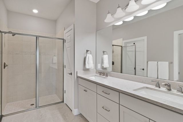 4326 Beauty Leaf Circle, Vero Beach, FL 32967