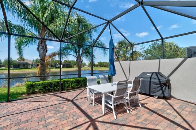 4326 Beauty Leaf Circle, Vero Beach, FL 32967
