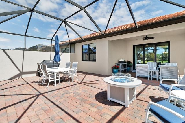 4326 Beauty Leaf Circle, Vero Beach, FL 32967
