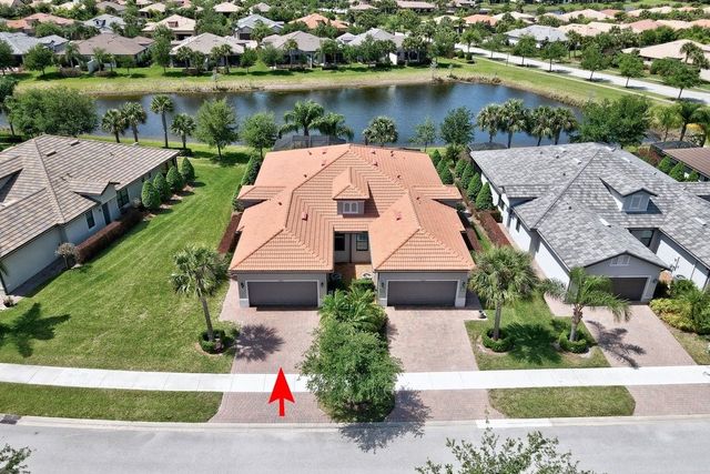 4326 Beauty Leaf Circle, Vero Beach, FL 32967