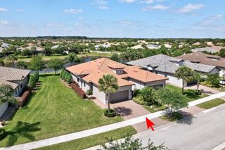 4326 Beauty Leaf Circle, Vero Beach, FL 32967
