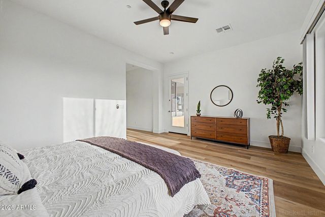 40818 N LYTHAM Court, Phoenix, AZ 85086