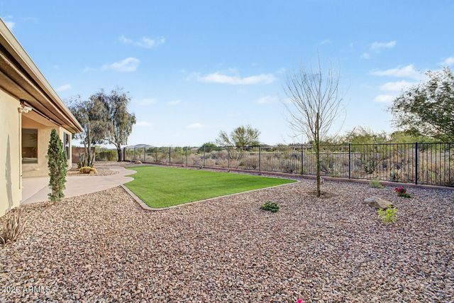 40818 N LYTHAM Court, Phoenix, AZ 85086