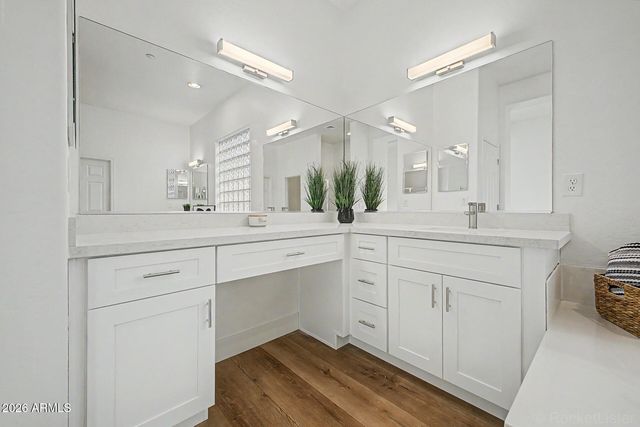 40818 N LYTHAM Court, Phoenix, AZ 85086