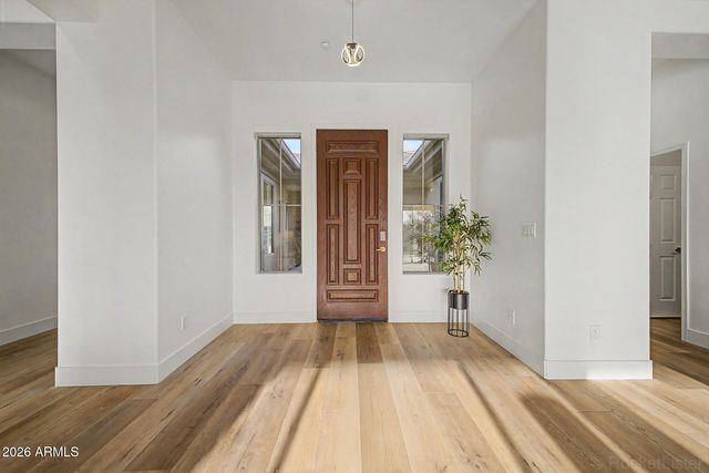 40818 N LYTHAM Court, Phoenix, AZ 85086