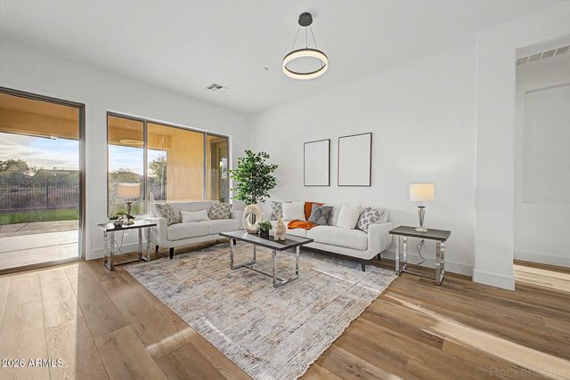 40818 N LYTHAM Court, Phoenix, AZ 85086