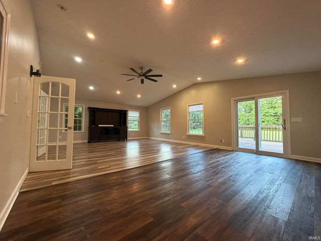 9658 S 1000 E Road, Clarks Hill, IN 47930