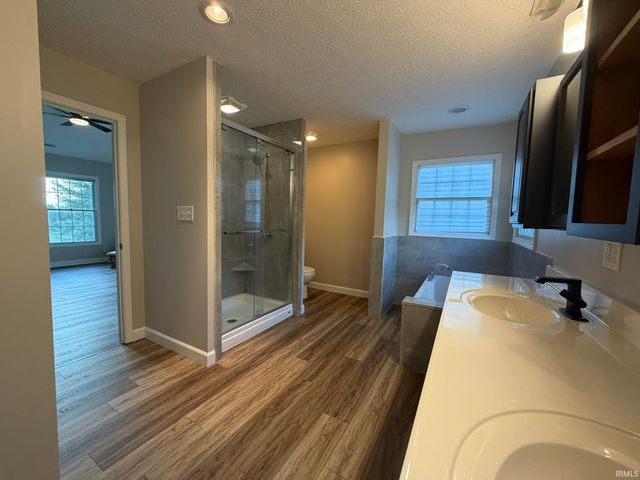 9658 S 1000 E Road, Clarks Hill, IN 47930