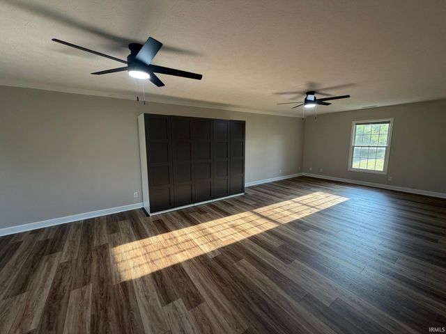 9658 S 1000 E Road, Clarks Hill, IN 47930
