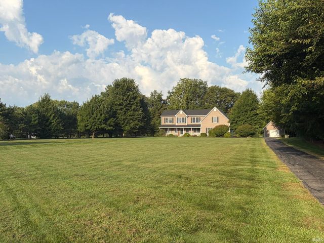 9658 S 1000 E Road, Clarks Hill, IN 47930