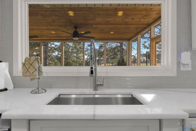 1212 Big Wills Drive NW, Fort Payne, AL 35967