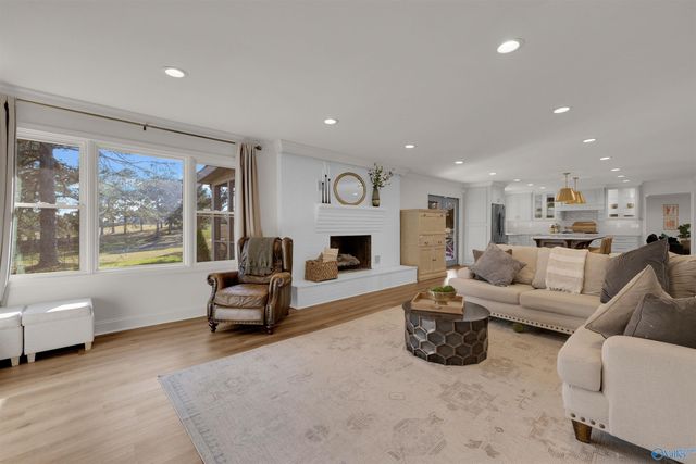 1212 Big Wills Drive NW, Fort Payne, AL 35967