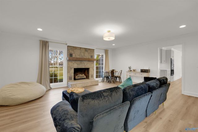 1212 Big Wills Drive NW, Fort Payne, AL 35967