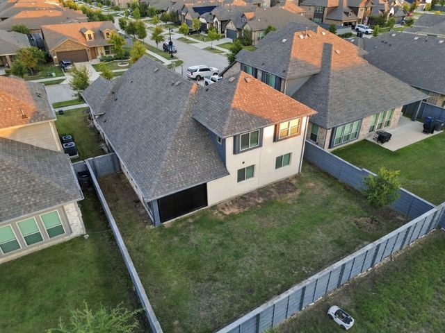 7428 Wispy Willow Lane, Little Elm, TX 76227