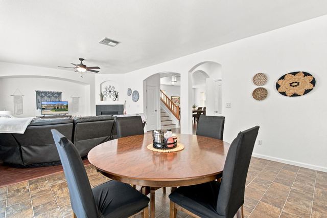 17990 Hidden Well Ln, Lathrop, CA 95330
