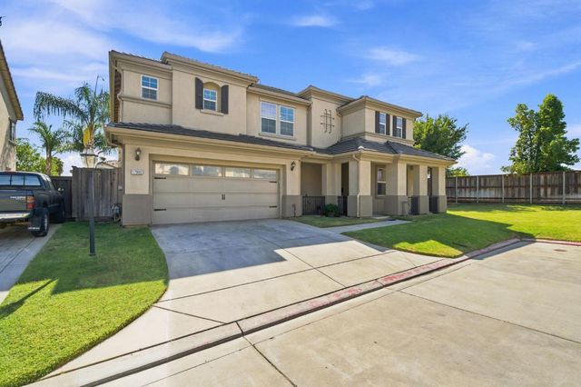 17990 Hidden Well Ln, Lathrop, CA 95330