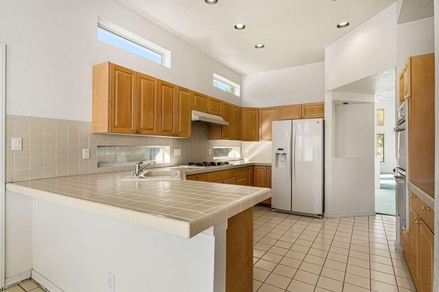 11315 Penfield Lane NE, Albuquerque, NM 87111