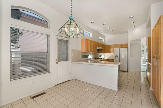 11315 Penfield Lane NE, Albuquerque, NM 87111