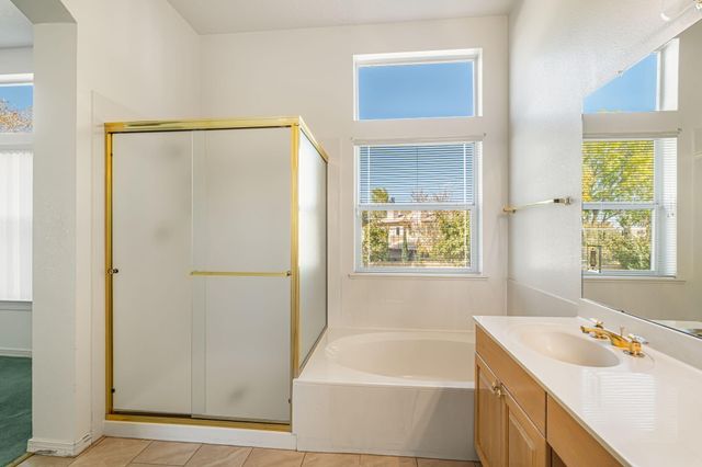 11315 Penfield Lane NE, Albuquerque, NM 87111