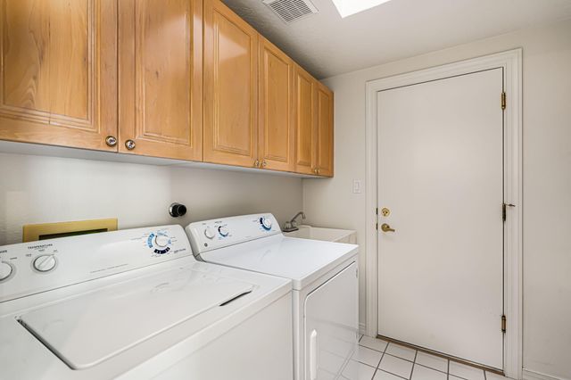 11315 Penfield Lane NE, Albuquerque, NM 87111