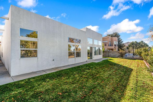 11315 Penfield Lane NE, Albuquerque, NM 87111