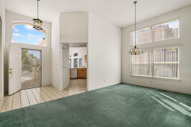 11315 Penfield Lane NE, Albuquerque, NM 87111