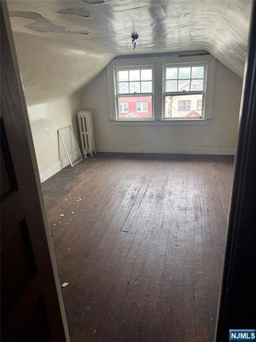 116 Berkeley Avenue, Bloomfield, NJ 07003