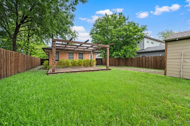 6644 Fisher Road, Dallas, TX 75214