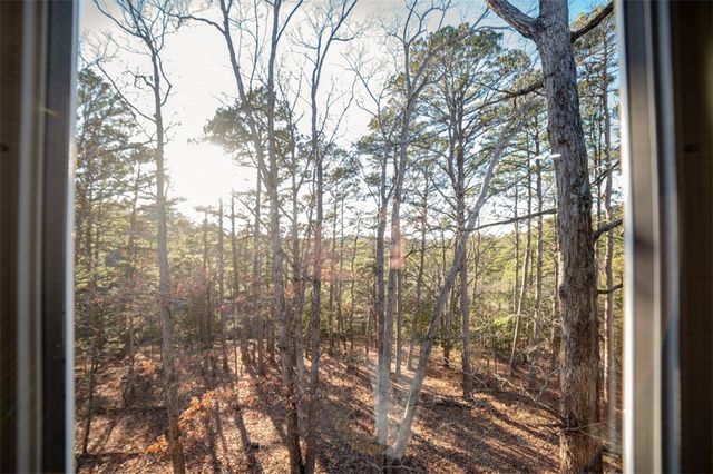 153 Passion Play Road, Eureka Springs, AR 72632