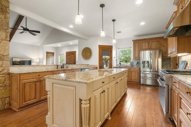 1451 Gatlin Creek RD E, Driftwood, TX 78619