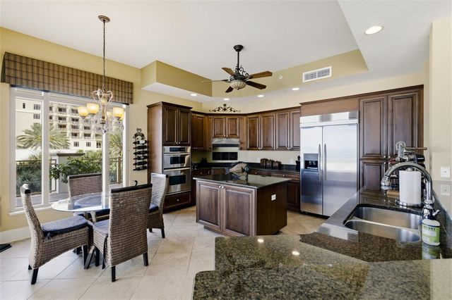 11 BAYMONT STREET 302, Clearwater Beach, FL 33767