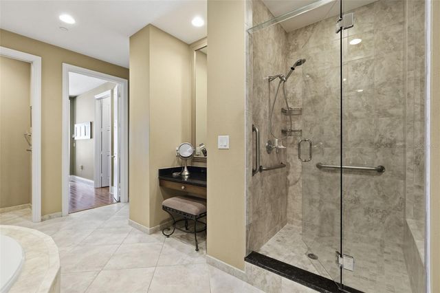 11 BAYMONT STREET 302, Clearwater Beach, FL 33767