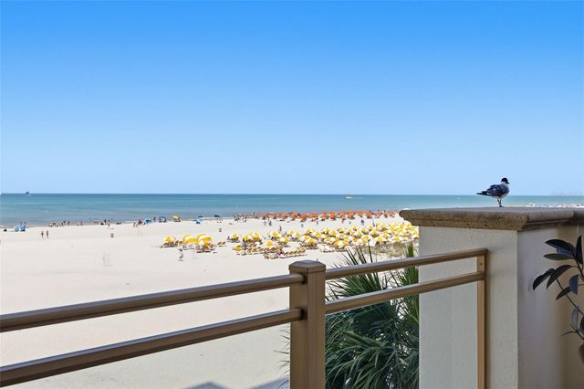 11 BAYMONT STREET 302, Clearwater Beach, FL 33767