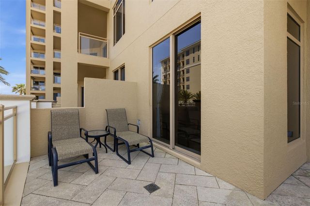 11 BAYMONT STREET 302, Clearwater Beach, FL 33767