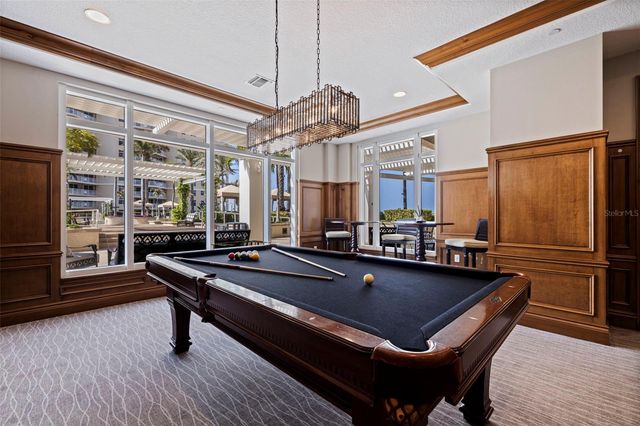 11 BAYMONT STREET 302, Clearwater Beach, FL 33767