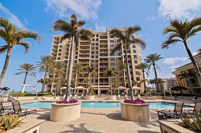 11 BAYMONT STREET 302, Clearwater Beach, FL 33767