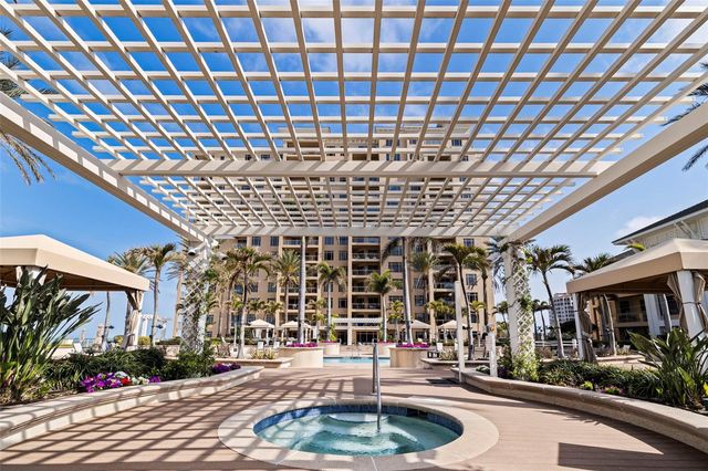 11 BAYMONT STREET 302, Clearwater Beach, FL 33767