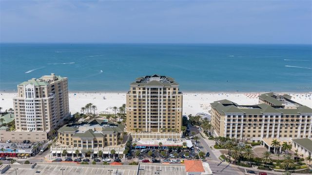 11 BAYMONT STREET 302, Clearwater Beach, FL 33767