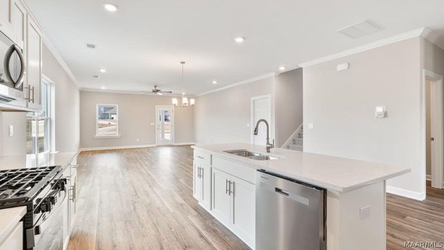1724 Windsor Hill Lane, Montgomery, AL 36106